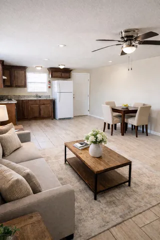 $1,100 | 706 Harris Avenue, Unit 4, Pasadena, TX 77502