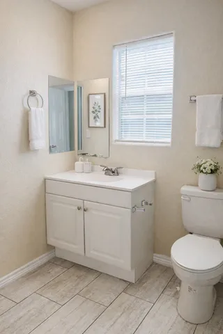 $1,100 | 706 Harris Avenue, Unit 4, Pasadena, TX 77502