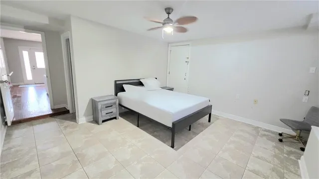 $2,000 | 111 Vista Drive, Unit A, Belle Chasse, LA 70037