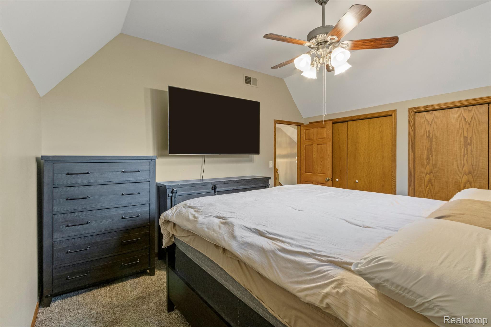 5345 Chicago Road Warren, MI 48092 - Photo 18 of 31 Gallery Image 18
