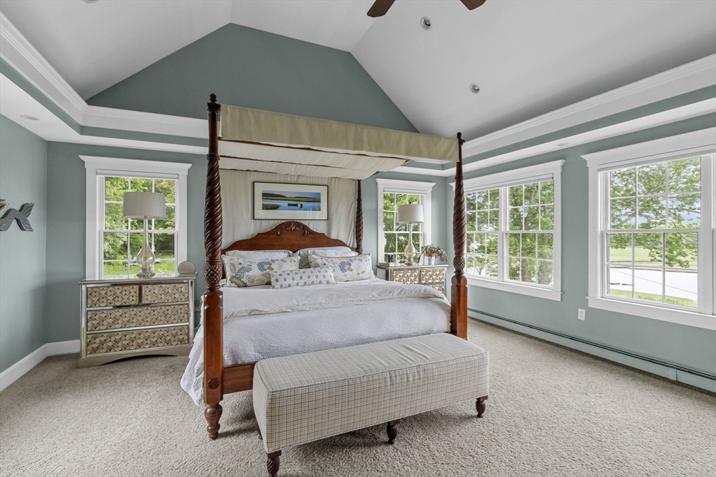 102 Riverside Circle Marshfield, MA 02050 - Photo 18 of 42