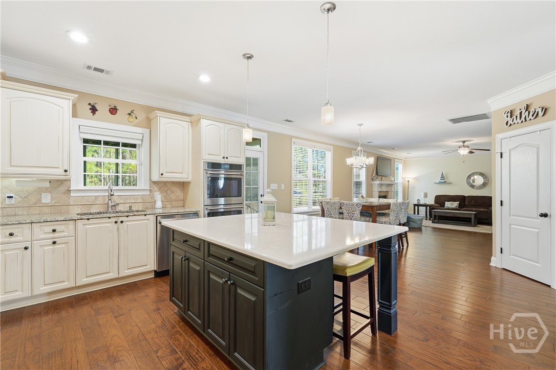 16 Wyndy Court Pooler, GA 31322 - Photo 13 of 49 Huge gourmet kitchen with double ovens
