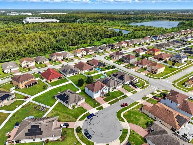 $424,000 | 2226 Taylor Creek Court, Kissimmee, FL 34758