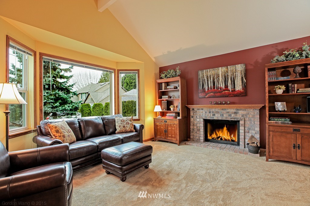 2609 181st Place Southeast Bothell, WA 98012 - Photo 2 of 15 Gallery Image 2