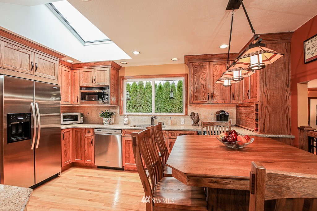 2609 181st Place Southeast Bothell, WA 98012 - Photo 6 of 15 Gallery Image 6