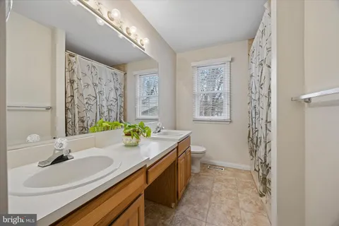 $585,000 | 1705 Rockcrest Court, Williamstown, NJ 08094