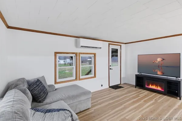 $195,000 | 21145 Highway 135, Stover, MO 65078