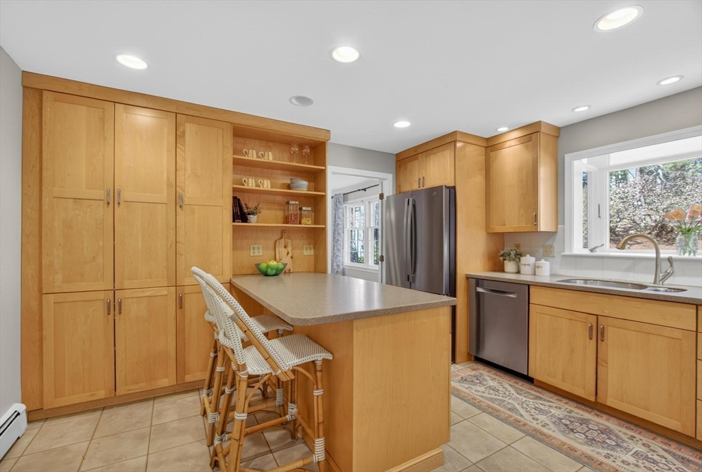 18 Bromfield Road Acton, MA 01720 - Photo 5 of 40