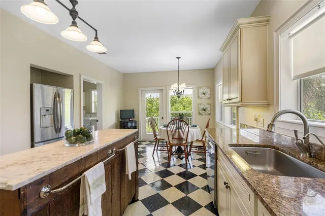 $1,750,000 | 1215 Bayshore Drive, Terra Ceia, FL 34250