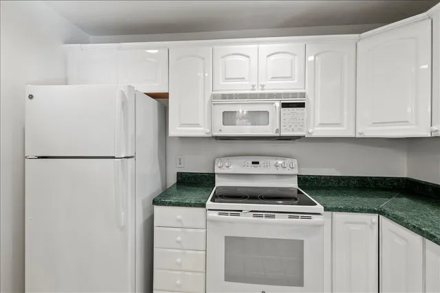 $426,000 | 1341 Southeast Starfish Lane, Stuart, FL 34996