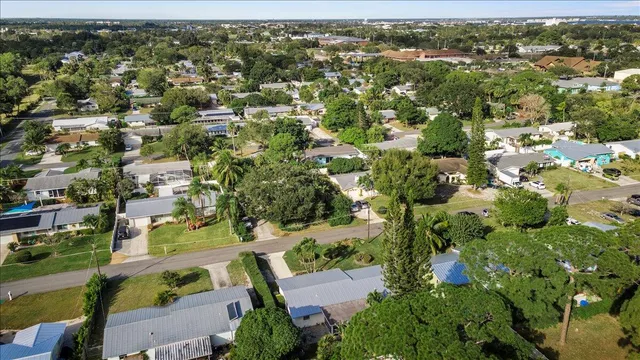 $426,000 | 1341 Southeast Starfish Lane, Stuart, FL 34996