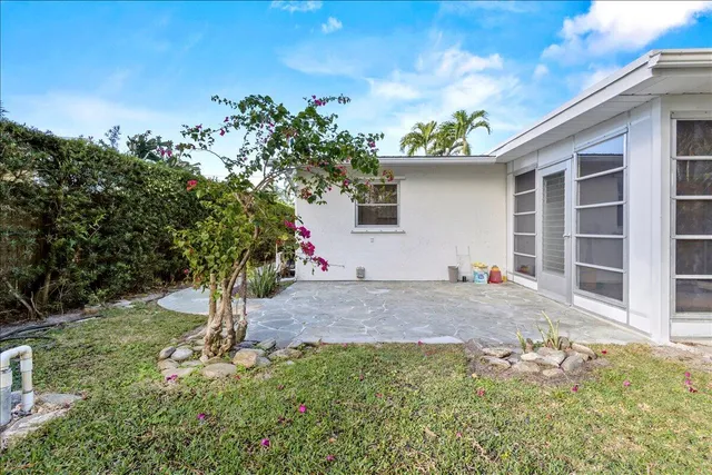 $426,000 | 1341 Southeast Starfish Lane, Stuart, FL 34996