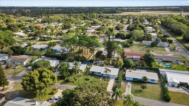 $426,000 | 1341 Southeast Starfish Lane, Stuart, FL 34996