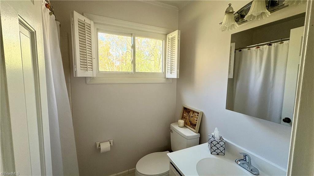 2505 Roland Road Greensboro, NC 27407 - Photo 19 of 22 in-law suite bathroom