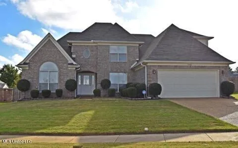 $370,000 | 7402 Grandiflora Drive, Olive Branch, MS 38654