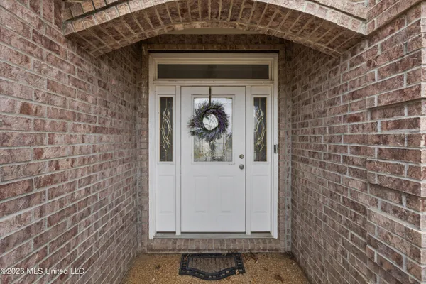 $370,000 | 7402 Grandiflora Drive, Olive Branch, MS 38654