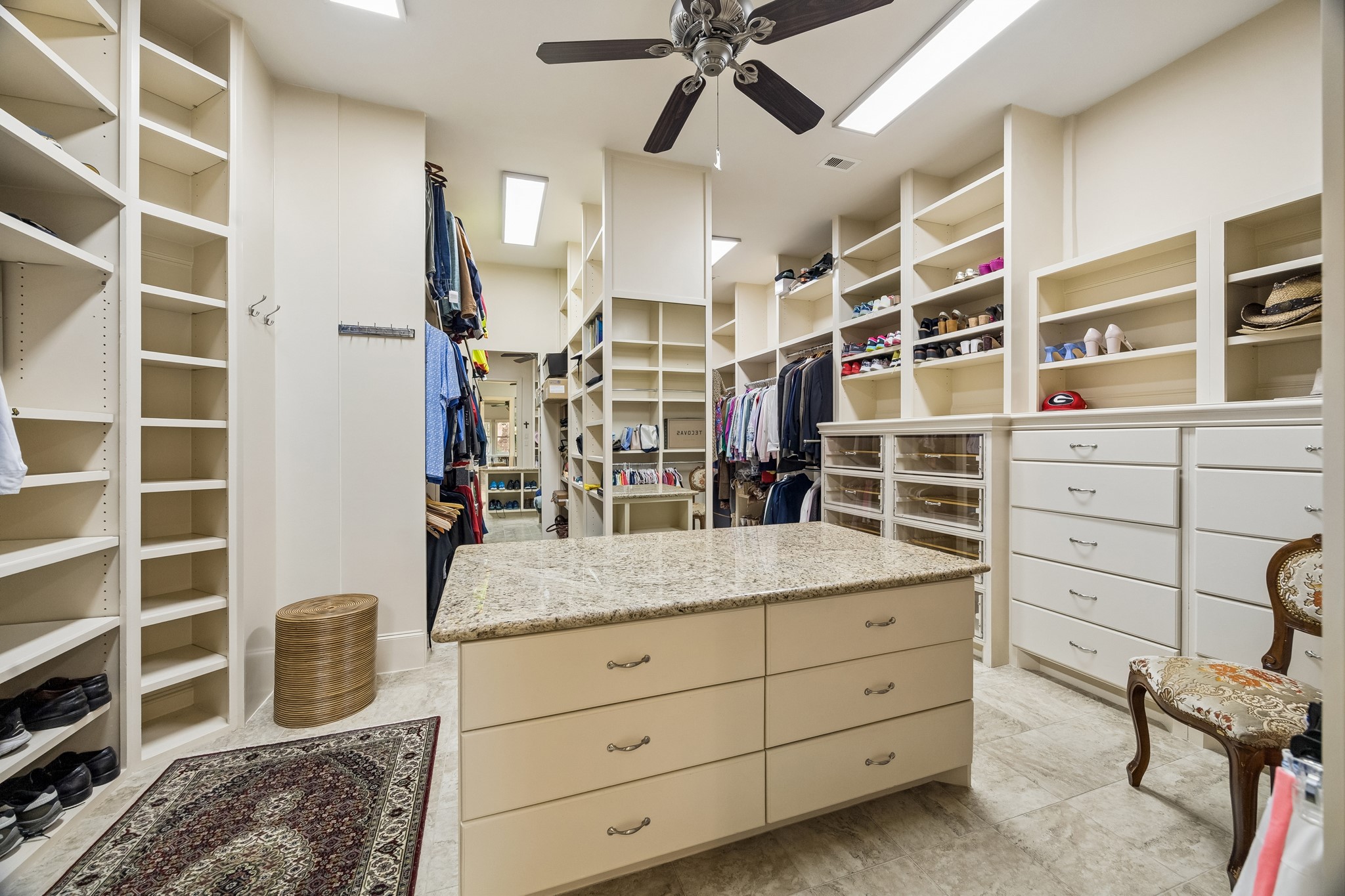 3914 Louvre Lane Houston, TX 77082 - Photo 23 of 31 a view of walk in closet and bedroom