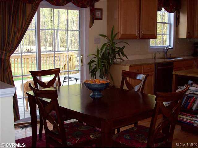 3600 Raftersridge Drive Midlothian, VA 23113 - Photo 4 of 12 Kitchen - Eat-In Kitchen