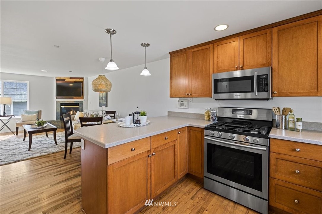 10139 Holman Road Northwest Seattle, WA 98177 - Photo 11 of 32 Gallery Image 11