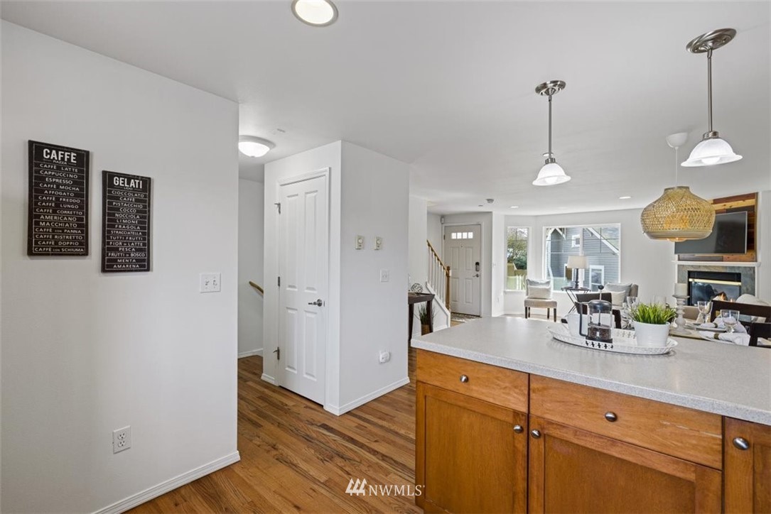 10139 Holman Road Northwest Seattle, WA 98177 - Photo 15 of 32 Gallery Image 15