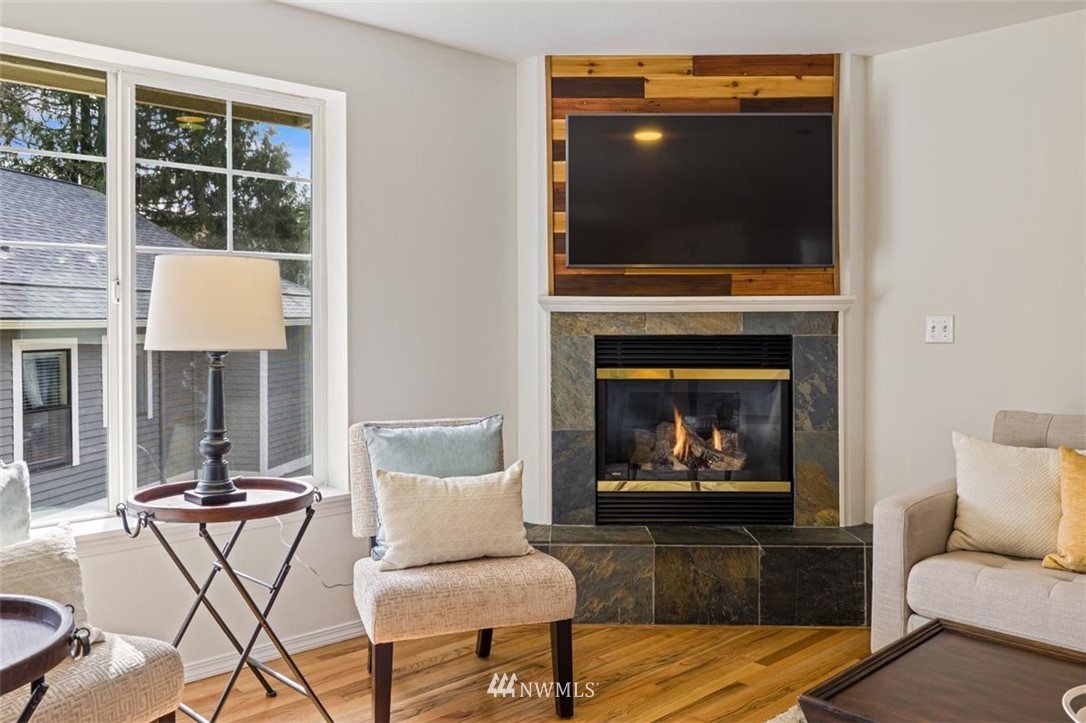 10139 Holman Road Northwest Seattle, WA 98177 - Photo 6 of 32 Gallery Image 6