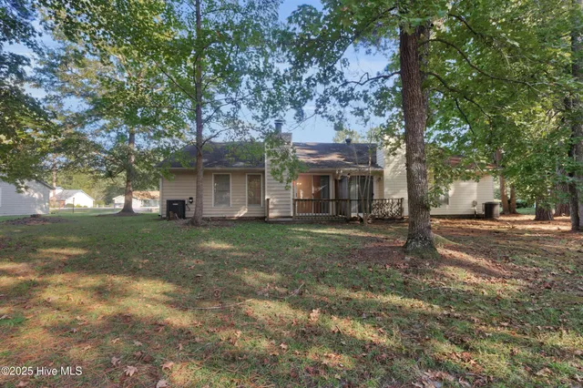 $1,350 | 1615 RaceTrack Road, New Bern, NC 28562