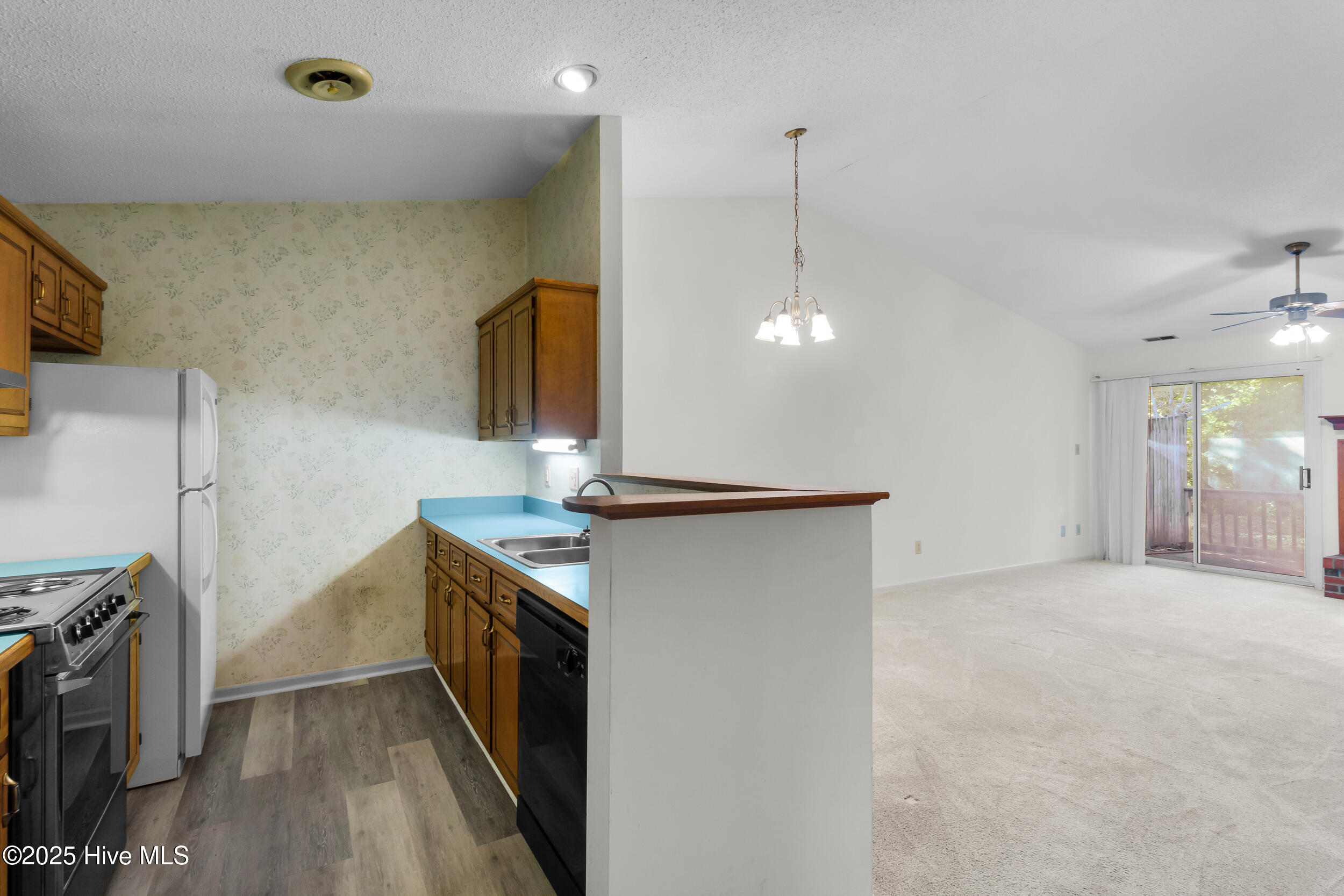 1615 RaceTrack Road New Bern, NC 28562 - Photo 5 of 27 4_3