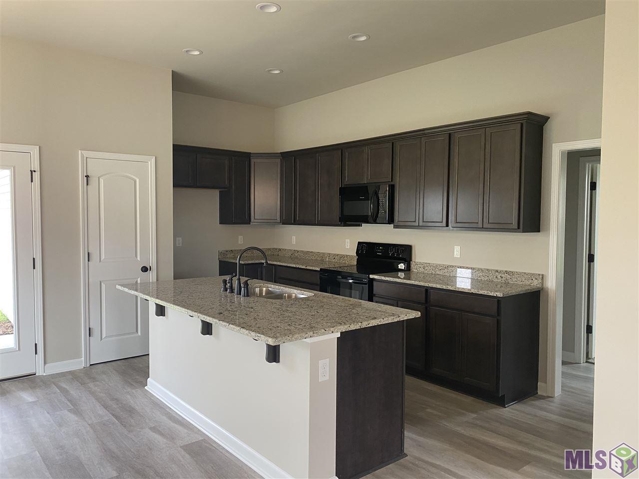 185 Shadow Pointe Road Thibodaux, LA 70301 - Photo 3 of 6 Gallery Image 3