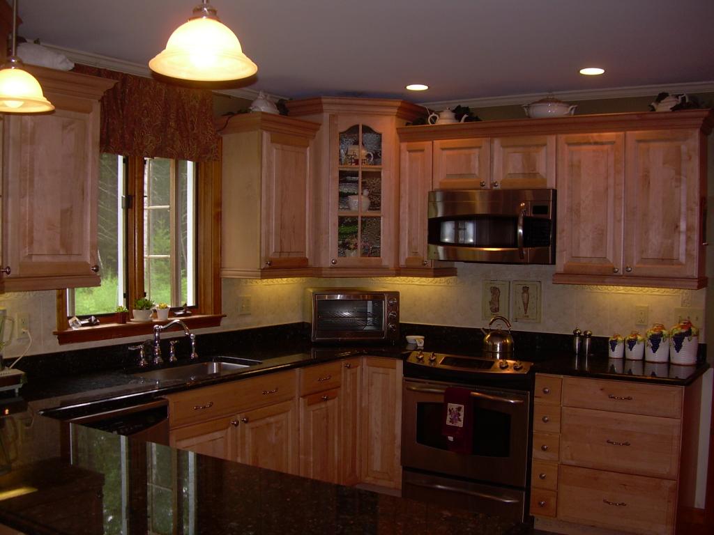 707 North Road Shelburne, NH 03581 - Photo 6 of 36