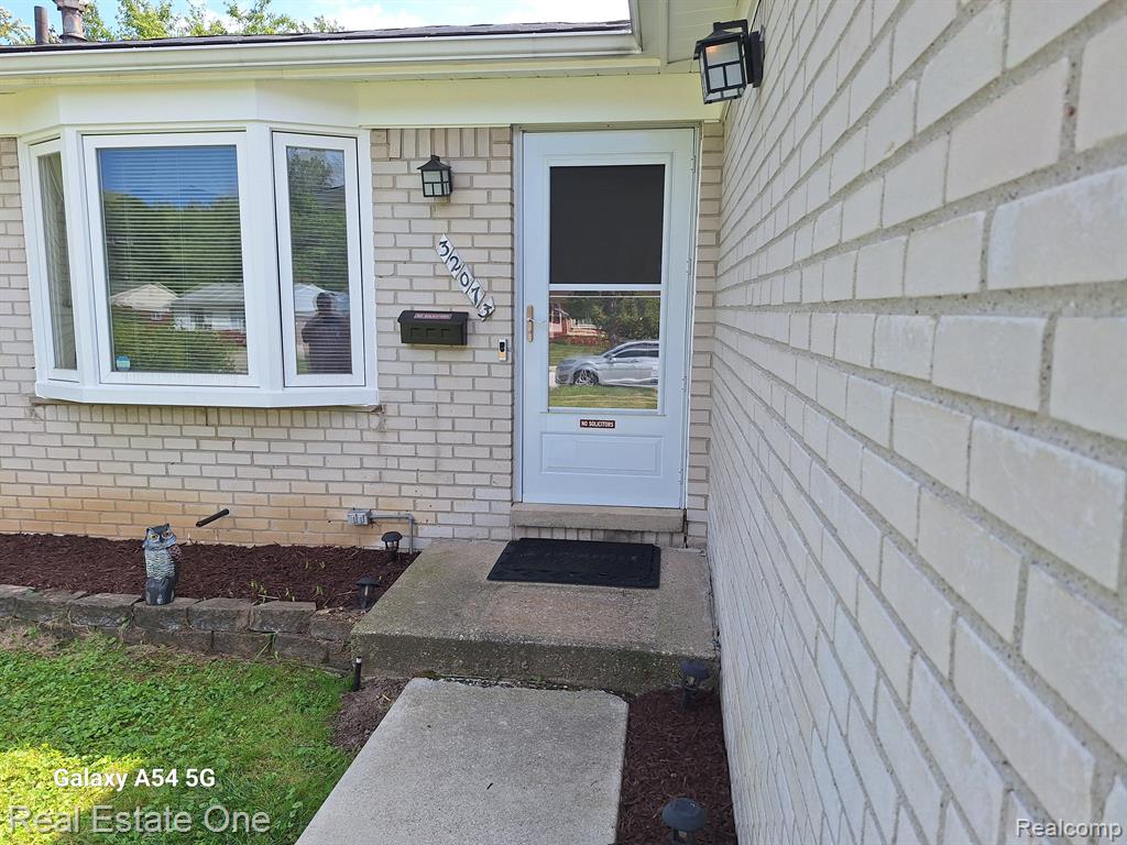 32073 Bruce Street Romulus, MI 48174 - Photo 3 of 42 Gallery Image 3