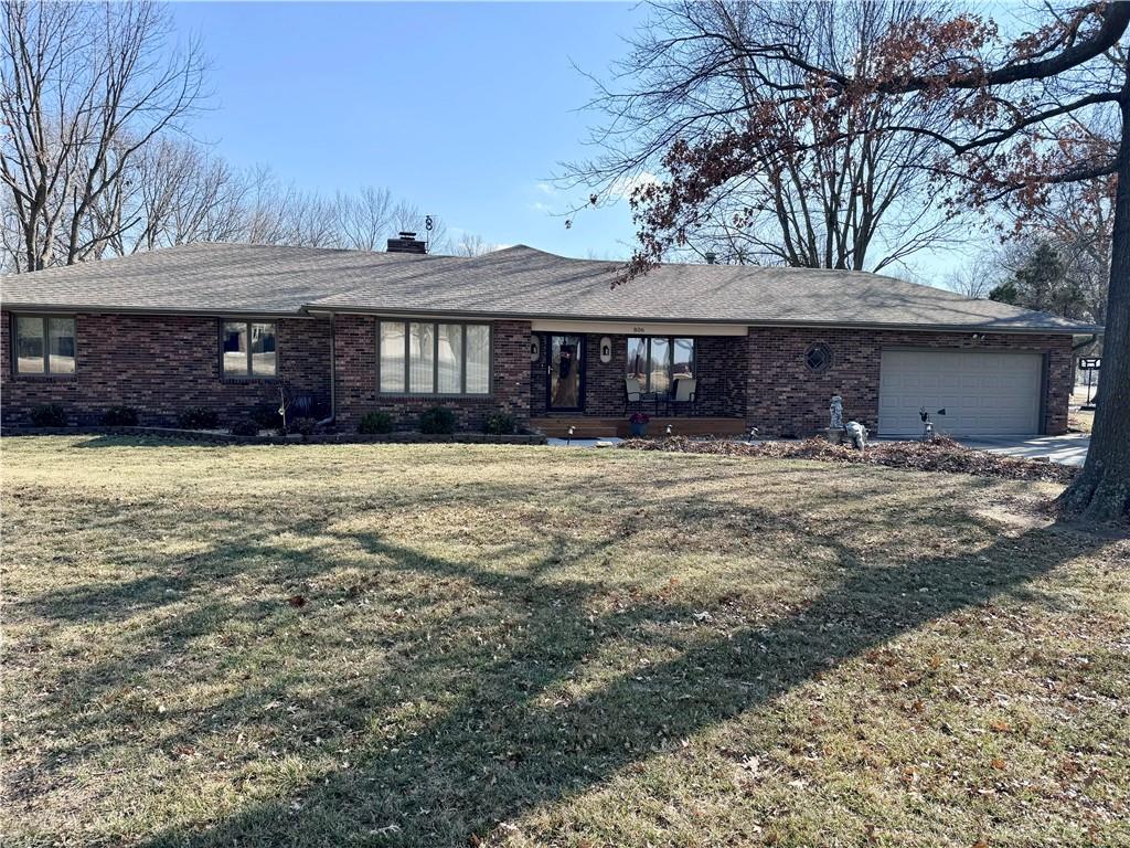 806 North Leonard St  