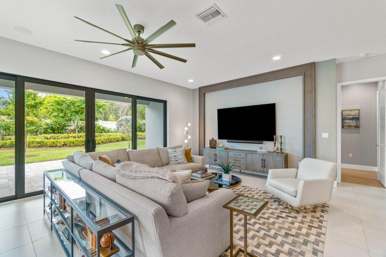 17493 Rainstream Road Boca Raton, FL 33496 - Photo 8 of 23 013-17493RainstreamRoad-BocaRaton-FL-334