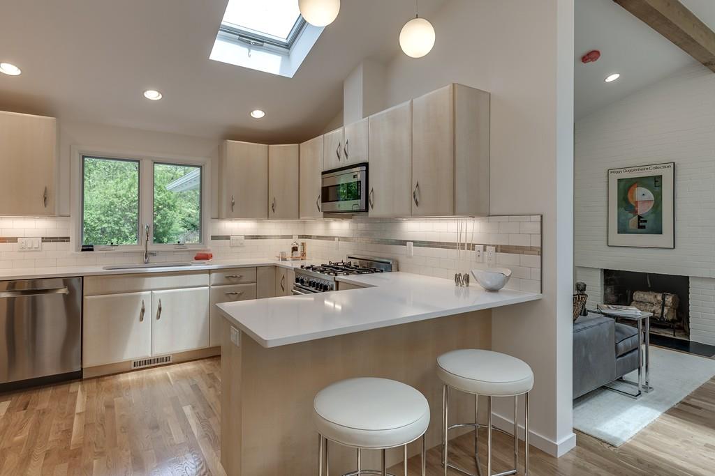 5 Mason Street Lexington, MA 02421 - Photo 13 of 17