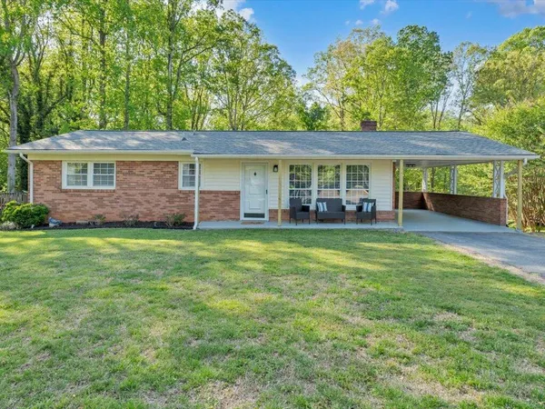 $209,900 | 710 Druid Lane, Martinsville, VA 24112