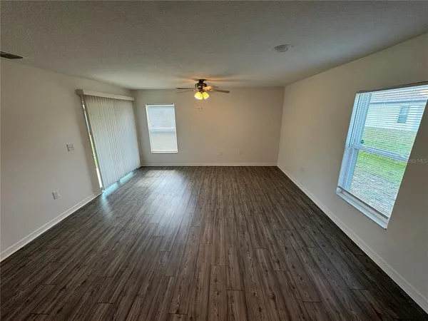 $1,975 | 233 Kensington View Boulevard, Winter Haven, FL 33880