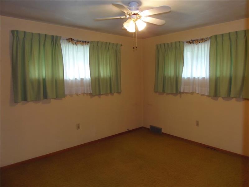 1021 Freeport Road Natrona Heights, PA 15065 - Photo 14 of 18 Gallery Image 14