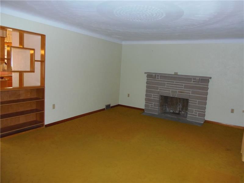 1021 Freeport Road Natrona Heights, PA 15065 - Photo 3 of 18 Gallery Image 3