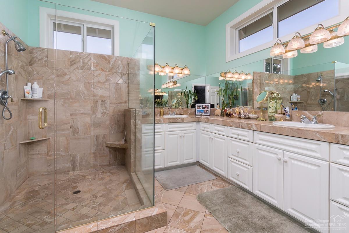 63435 Overtree Road Bend, OR 97701 - Photo 20 of 25 Additional Photo