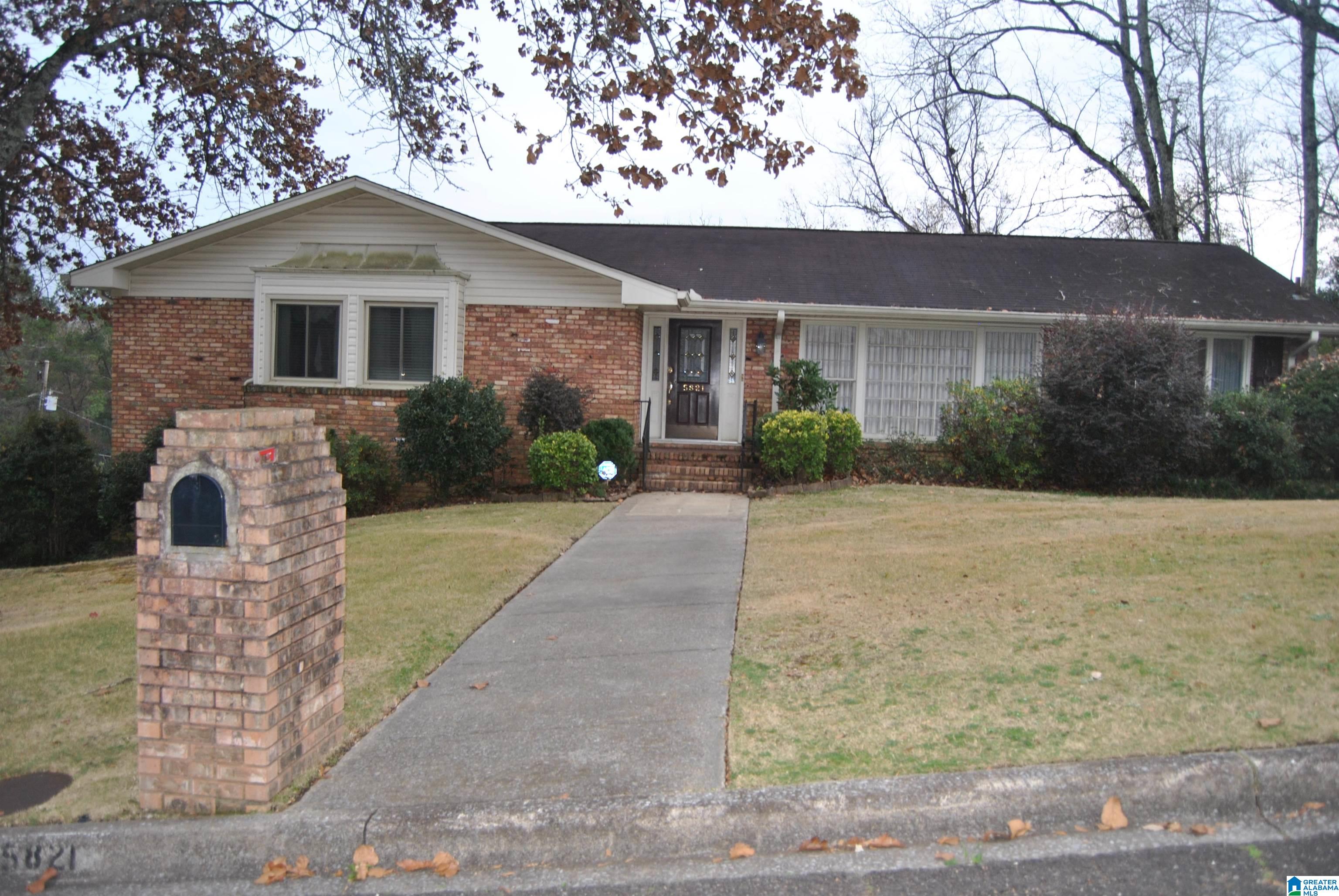 5821 Southhall Road Birmingham, AL 35213 - Photo 2 of 18