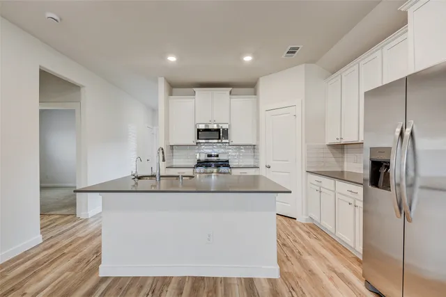 $2,250 | 31119 Myers Hvn Lane, Hockley, TX 77447