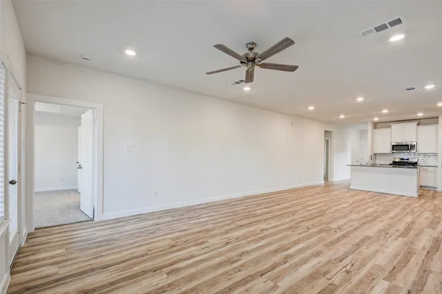 $2,250 | 31119 Myers Hvn Lane, Hockley, TX 77447