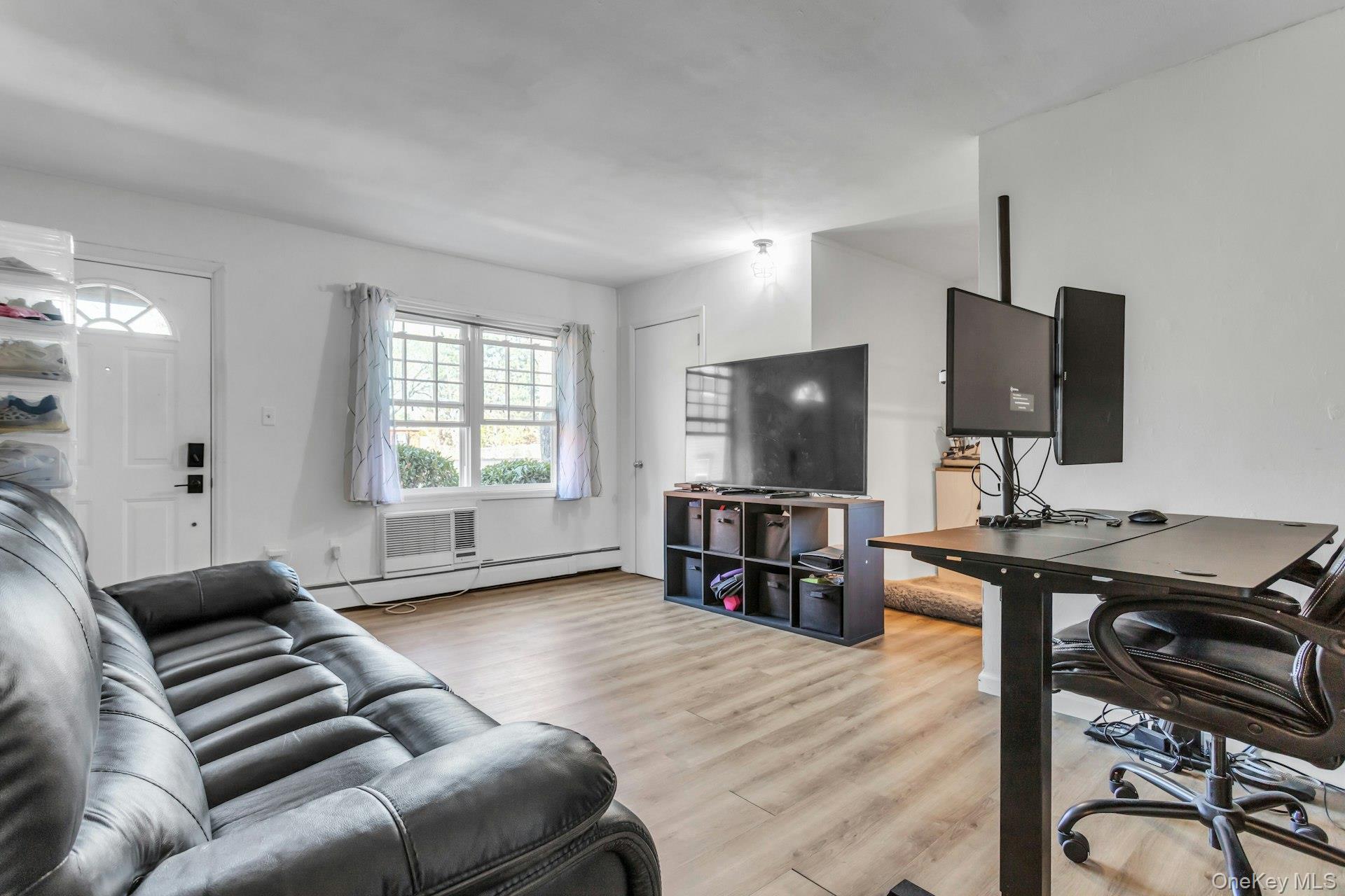 337-9 Hicksville Road, Unit 9 Bethpage, NY 11714 - Photo 3 of 20