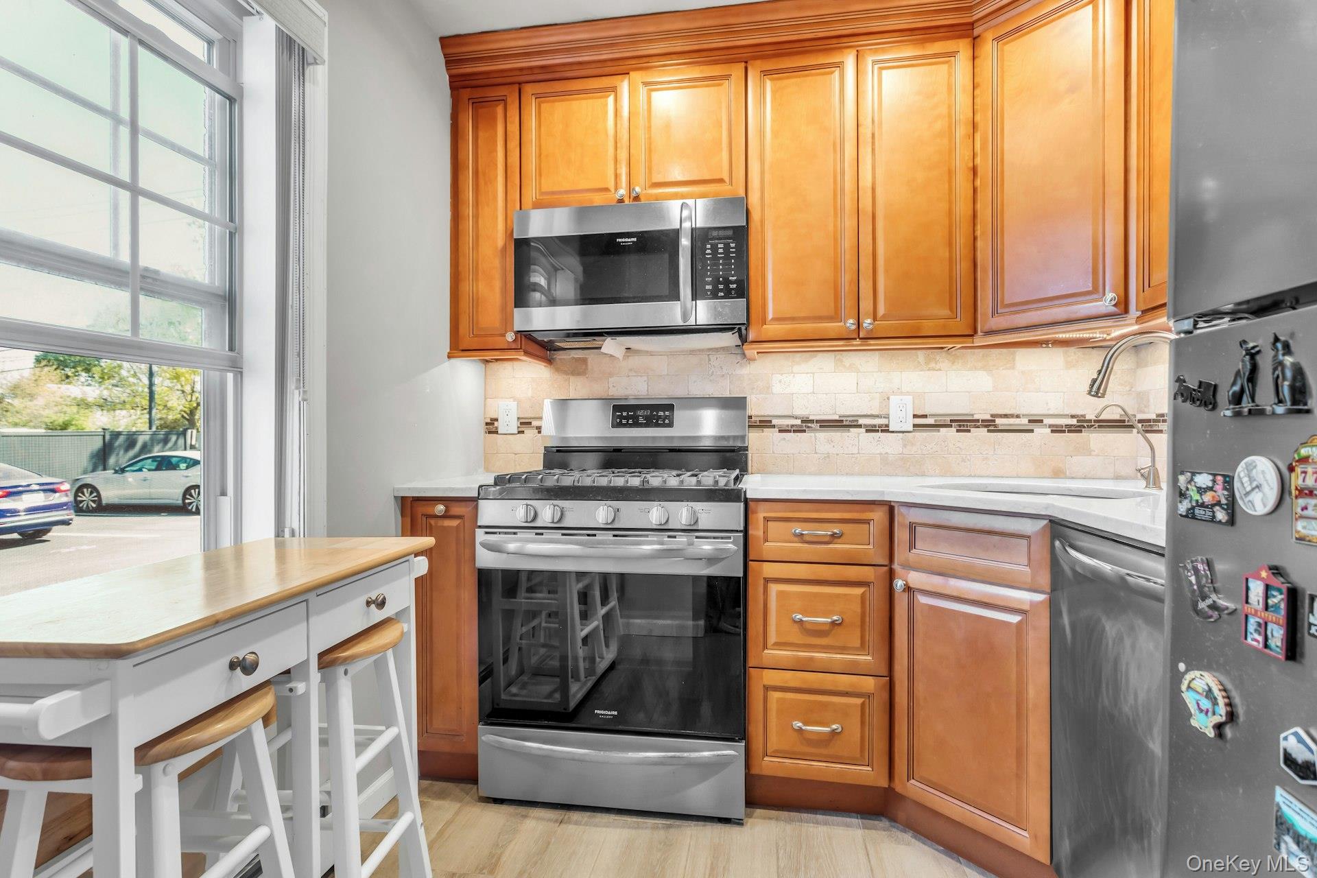 337-9 Hicksville Road, Unit 9 Bethpage, NY 11714 - Photo 5 of 20