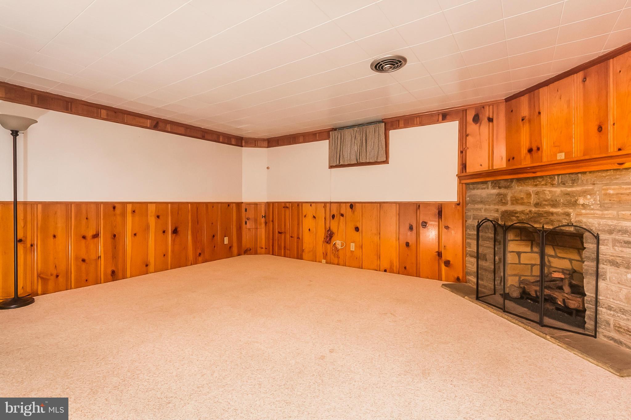 262 Stanmore Road Baltimore, MD 21212 - Photo 23 of 30 Family Room
