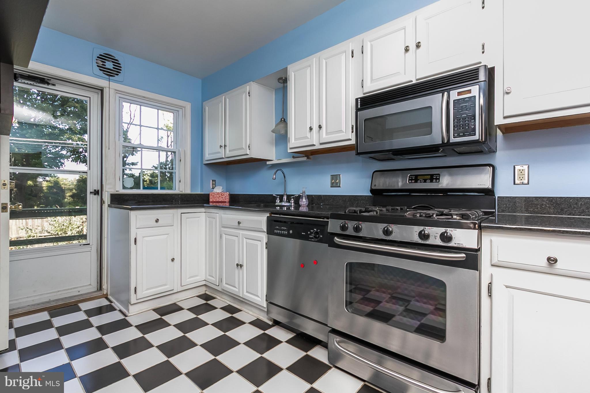 262 Stanmore Road Baltimore, MD 21212 - Photo 9 of 30 Kitchen