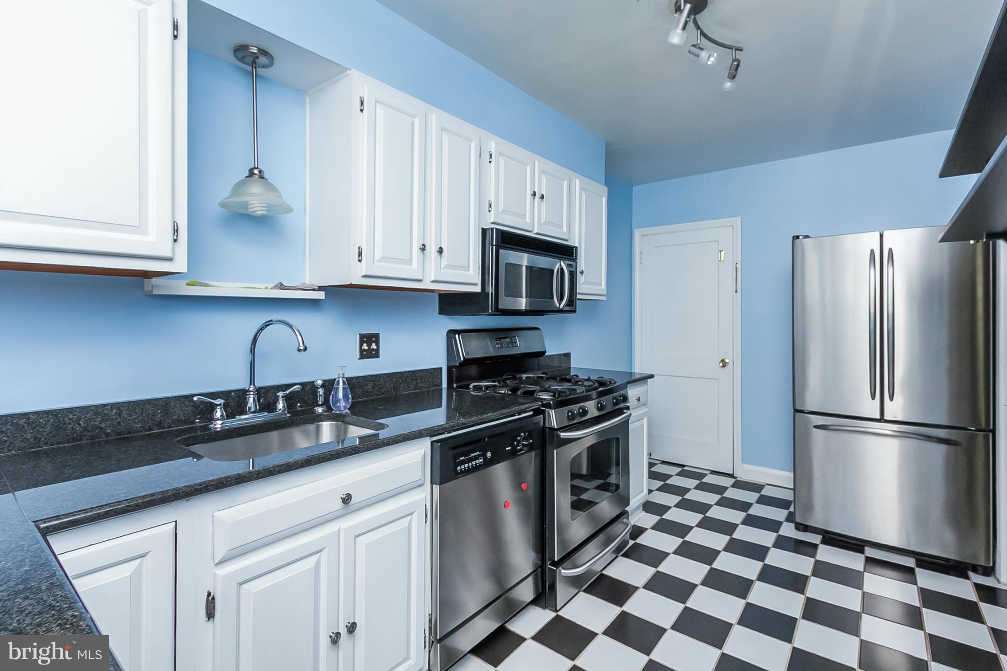 262 Stanmore Road Baltimore, MD 21212 - Photo 10 of 30 Kitchen