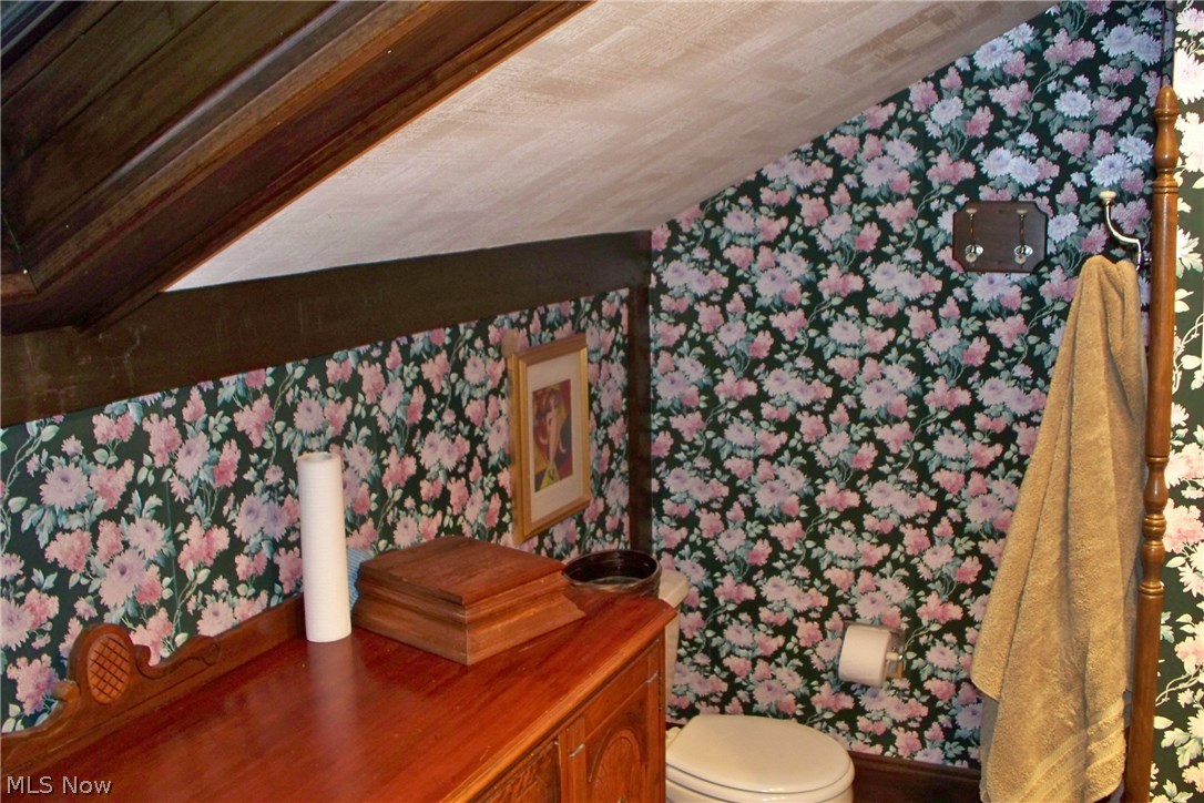 1742 Maple Hill Road Hinckley, OH 44233 - Photo 28 of 33