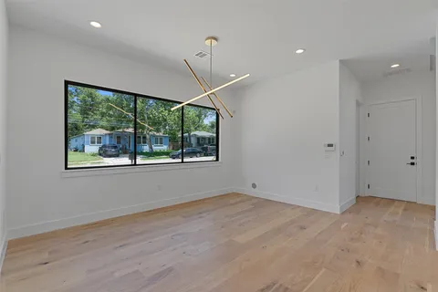 $4,200 | 909 Payne Avenue, Unit 1, Austin, TX 78757