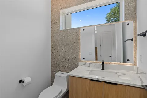 $4,200 | 909 Payne Avenue, Unit 1, Austin, TX 78757