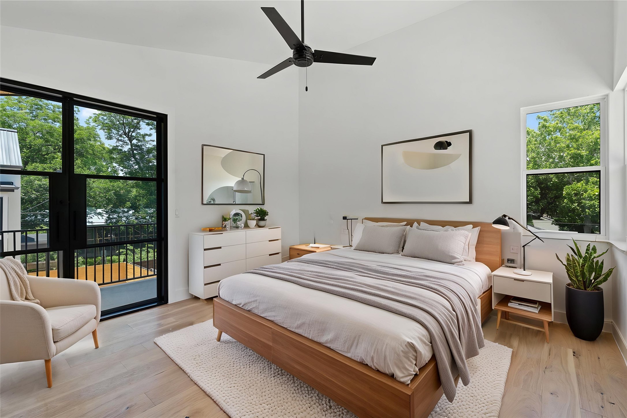 909 Payne Avenue, Unit 1 Austin, TX 78757 - Photo 27 of 38 Virtually staged primary bedroom.